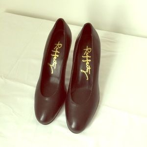 Rafferty Womens 8M Black leather True Love Shoes